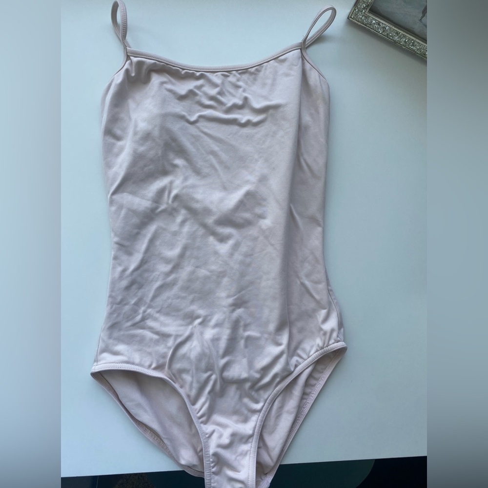 Light Pink Bloch classic leotard fully lined! size Medium